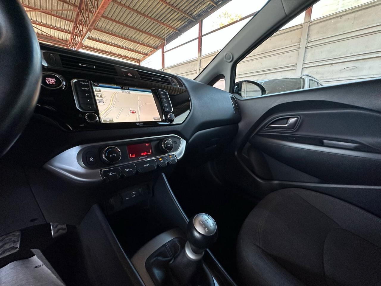 Kia Rio 1.2 CVVT 5p. Cool