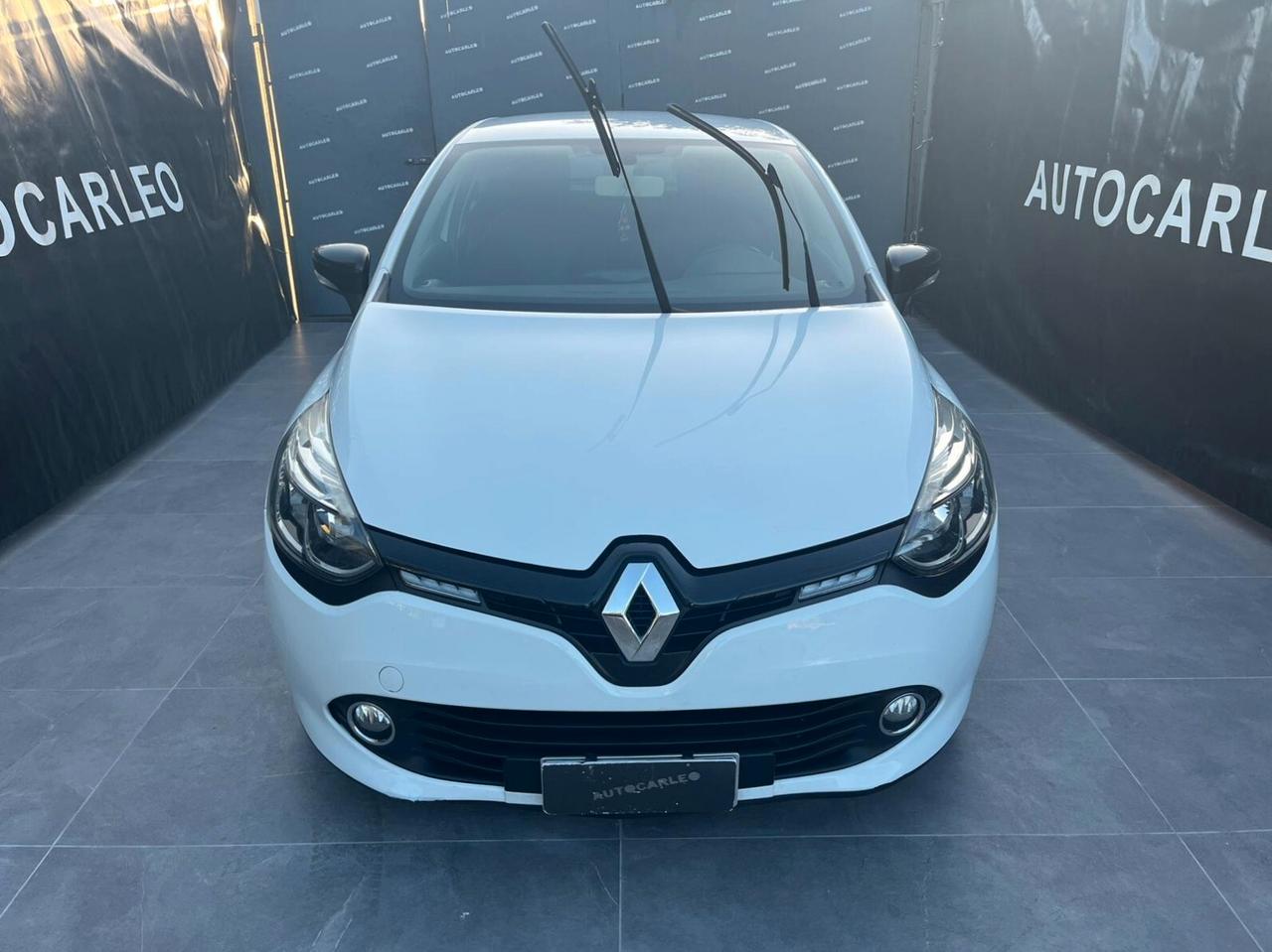 Renault Clio 1.2 BENZINA E GPL DI SERIE