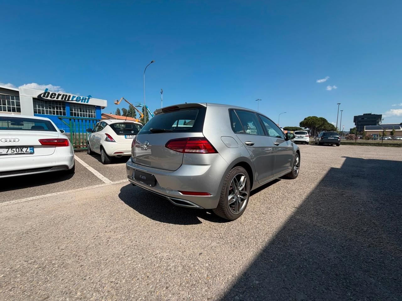 Volkswagen Golf 2.0 TDI DSG 5p. Business BlueMotion Technology