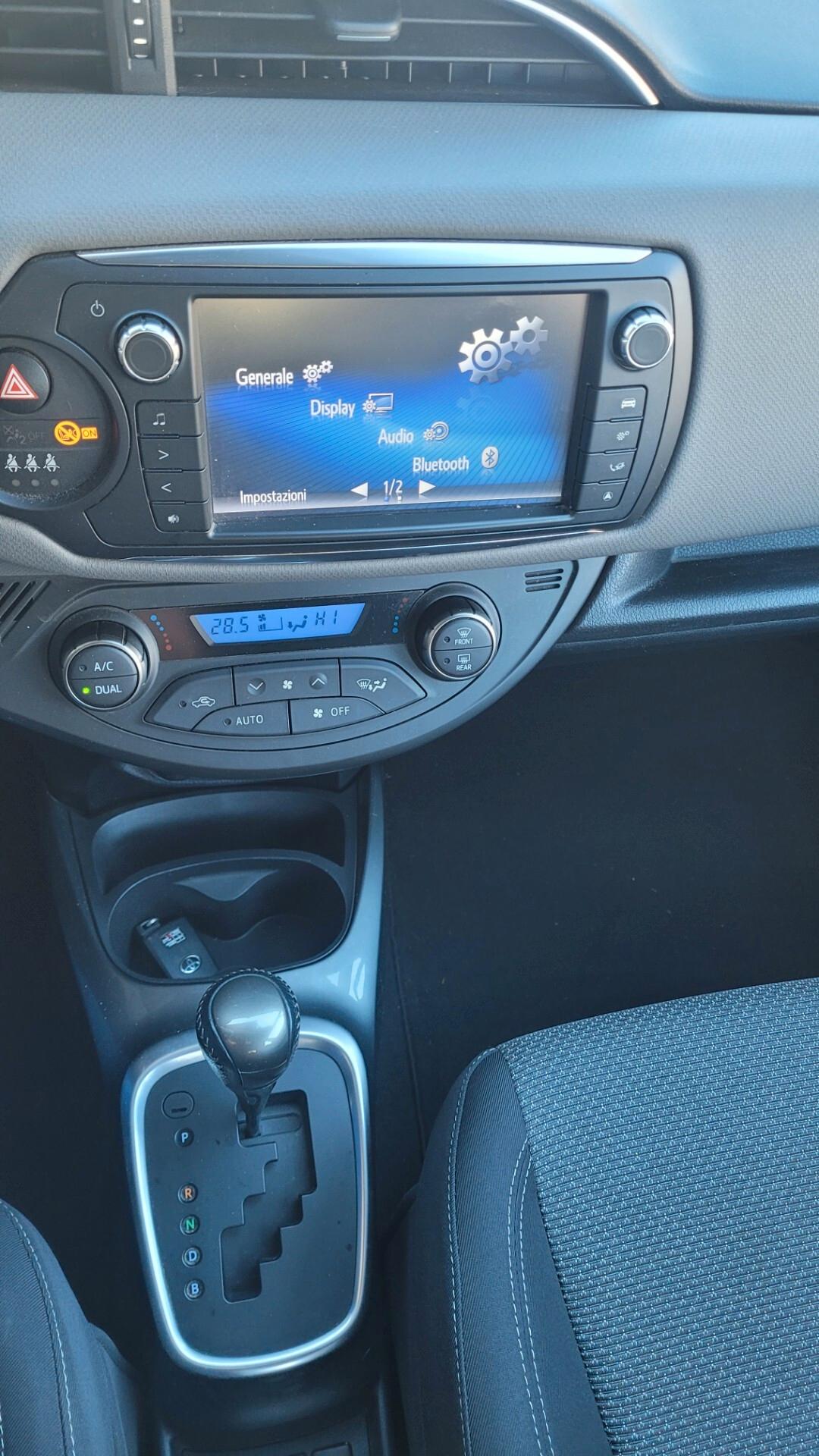 Toyota Yaris 1.5 Hybrid 5 porte Active