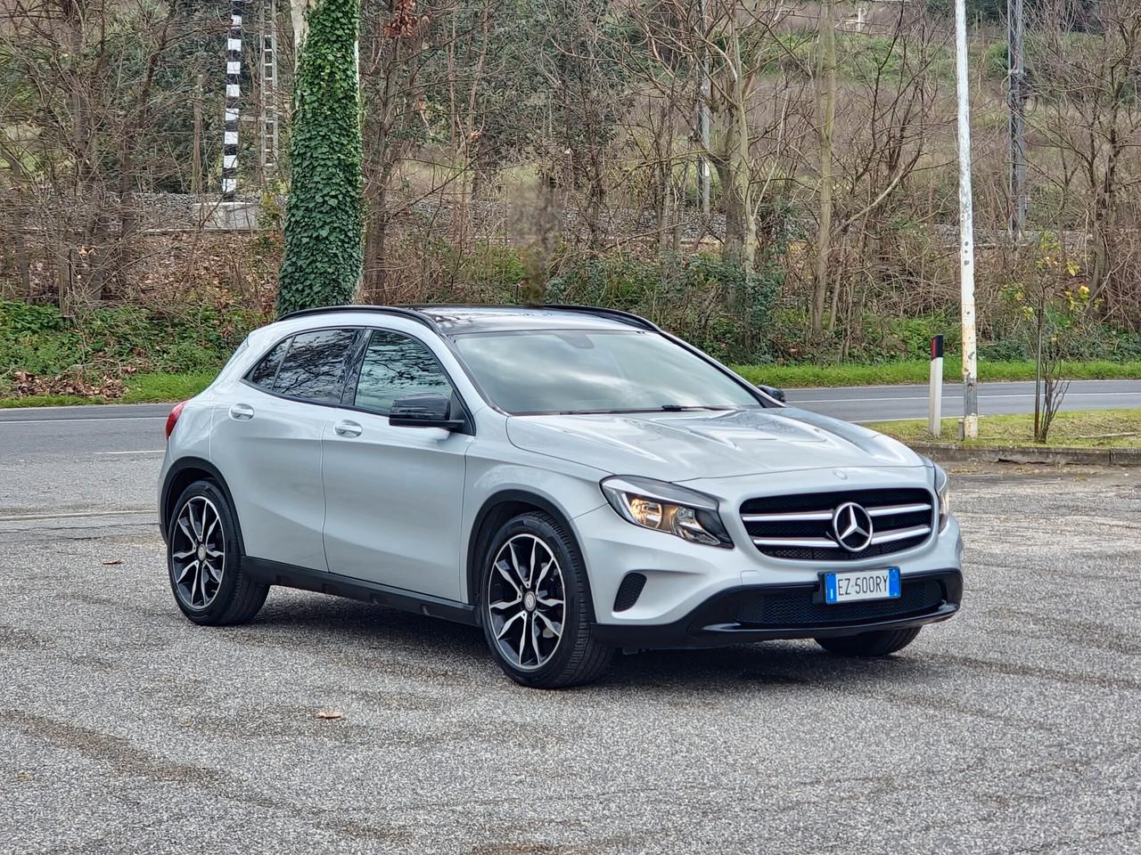 Mercedes-benz GLA 200 GLA 200 CDI Automatic Premium 2015-E6