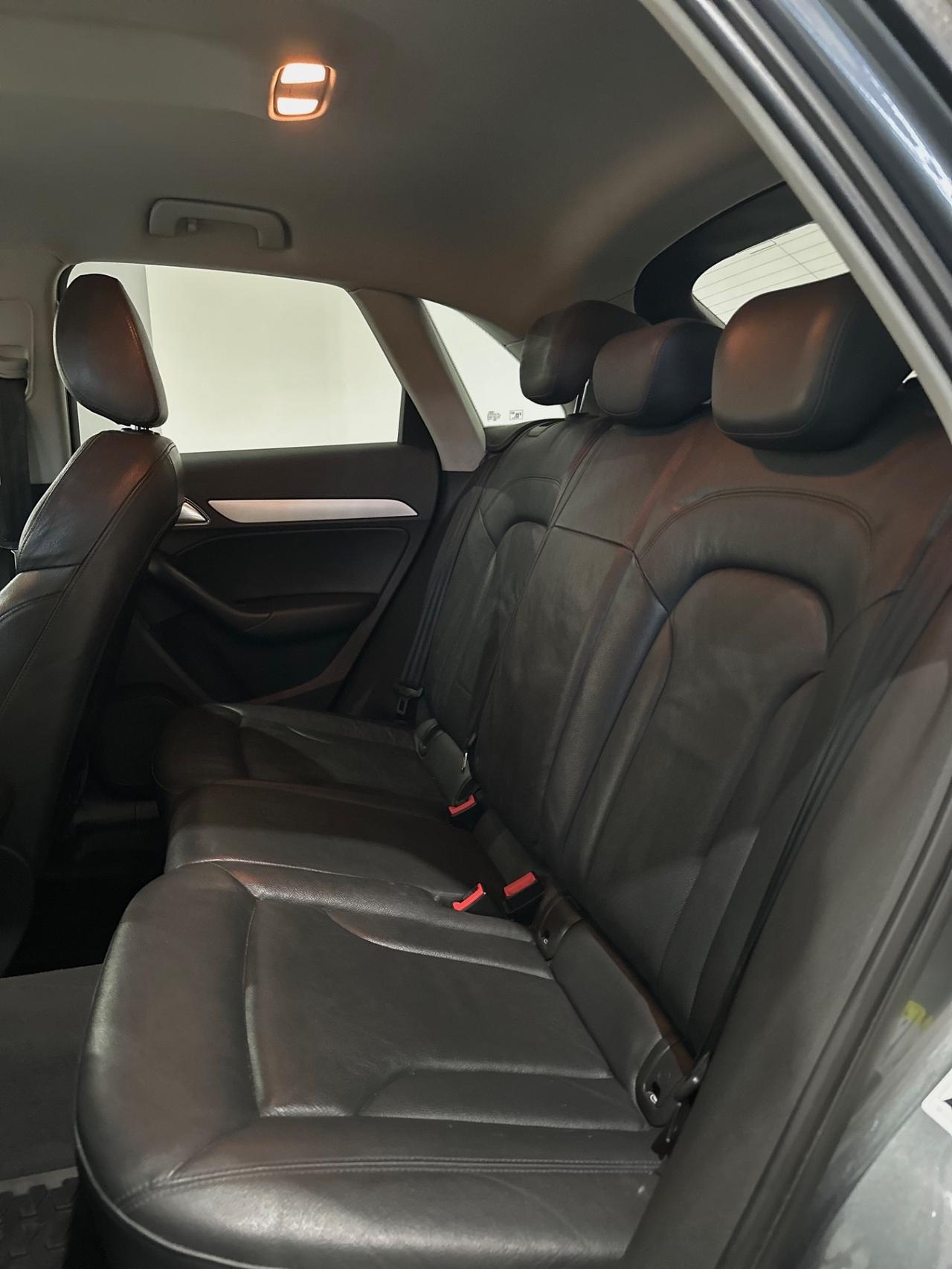 Audi Q3 2.0 TDI 150 CV Sport