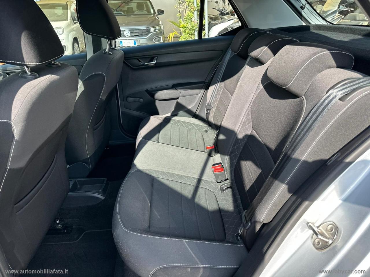 SKODA Fabia 1.0 MPI 60 CV Design Edition