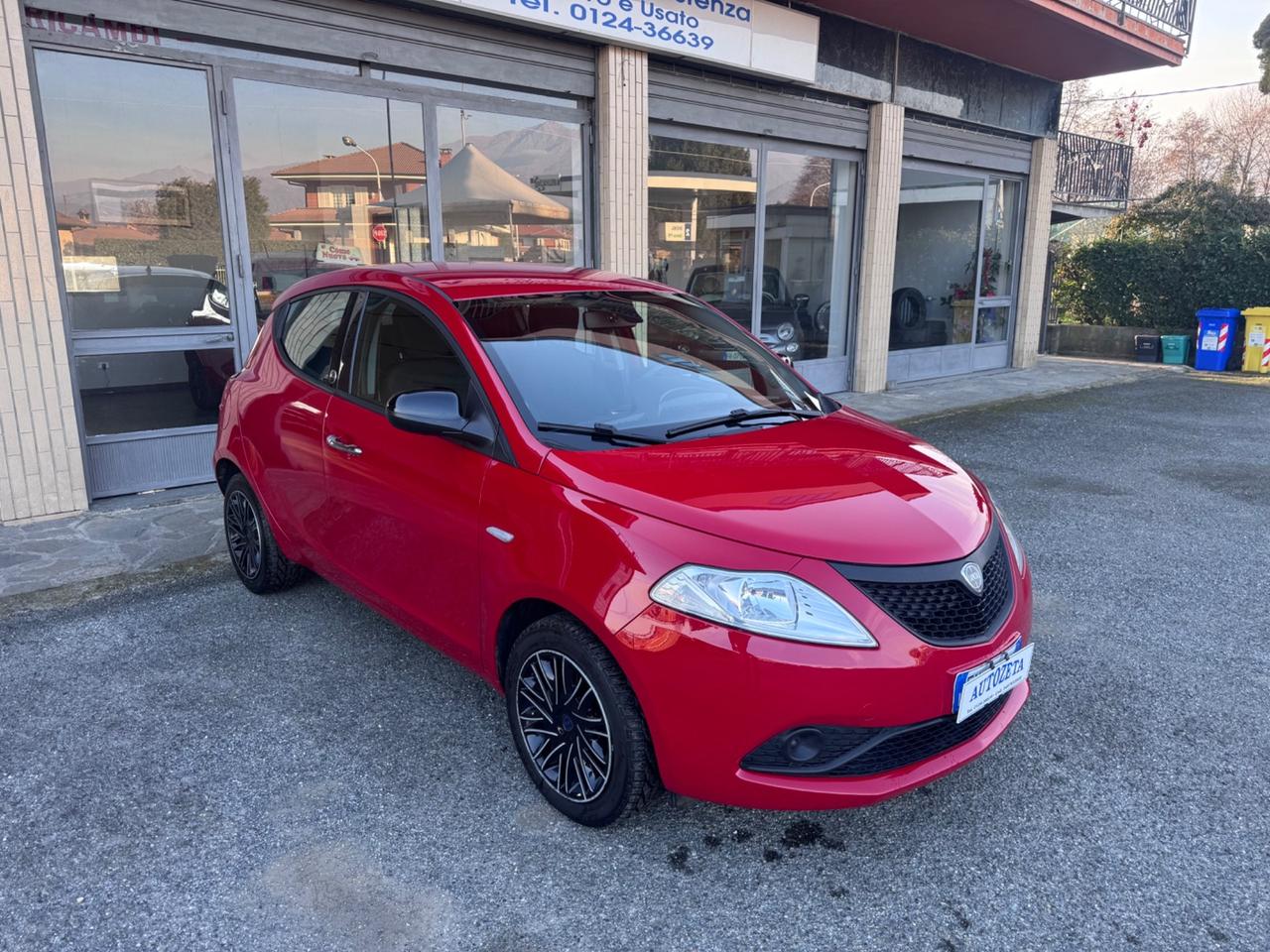 Lancia Ypsilon 1.2 69 CV 5 porte GPL Ecochic Gold
