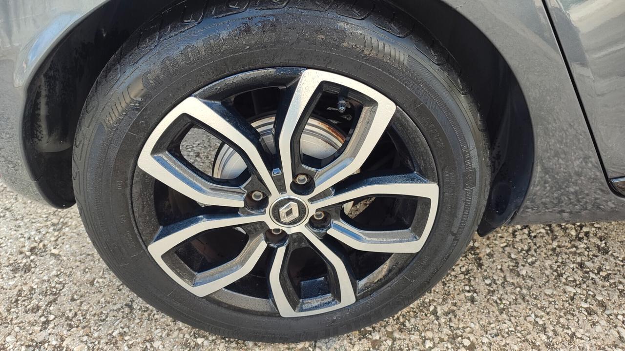 Renault Clio TETTO PANORAMICO