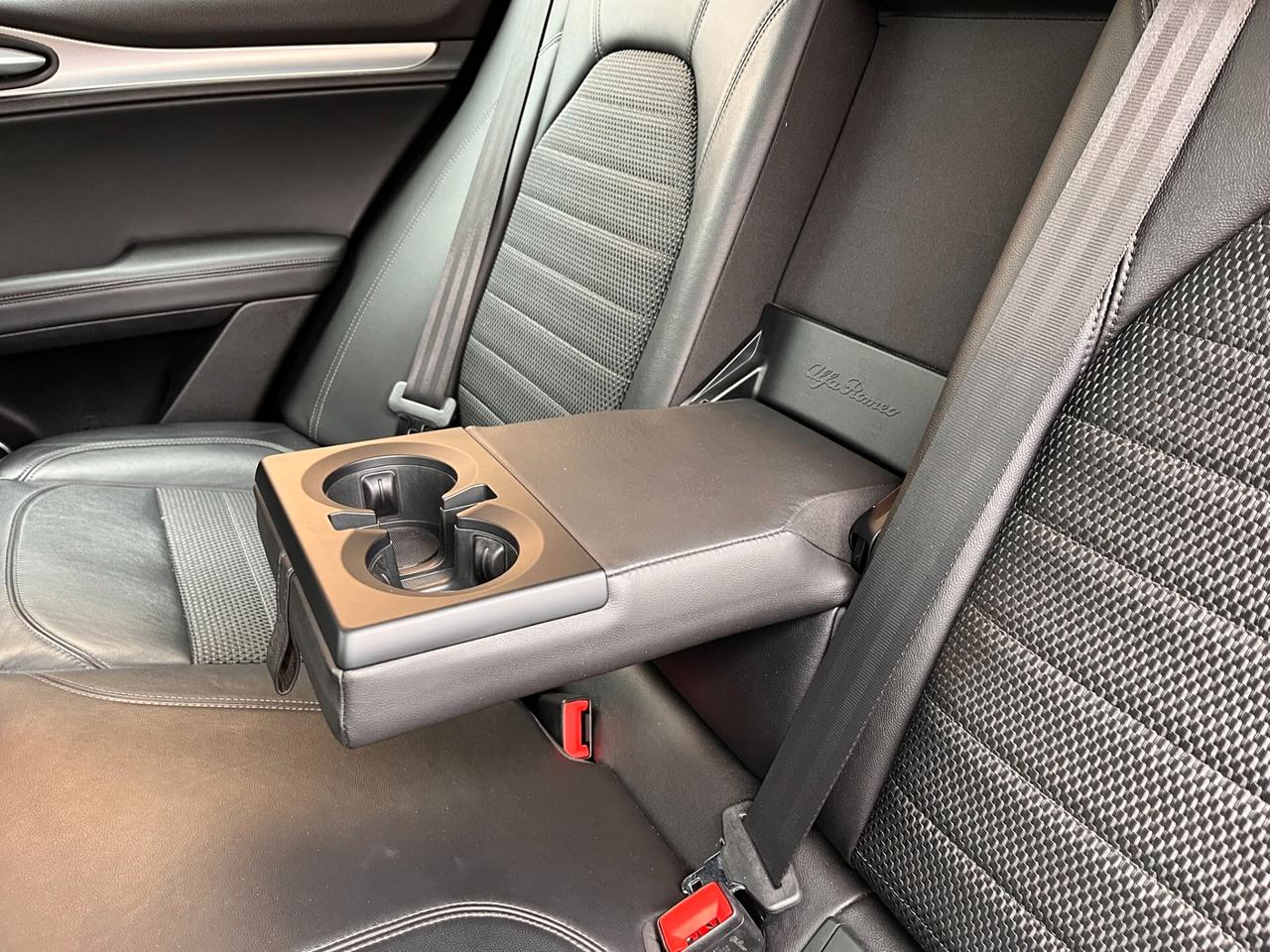 Alfa Romeo Stelvio 2.2 Turbodiesel 210 CV AT8 Q4