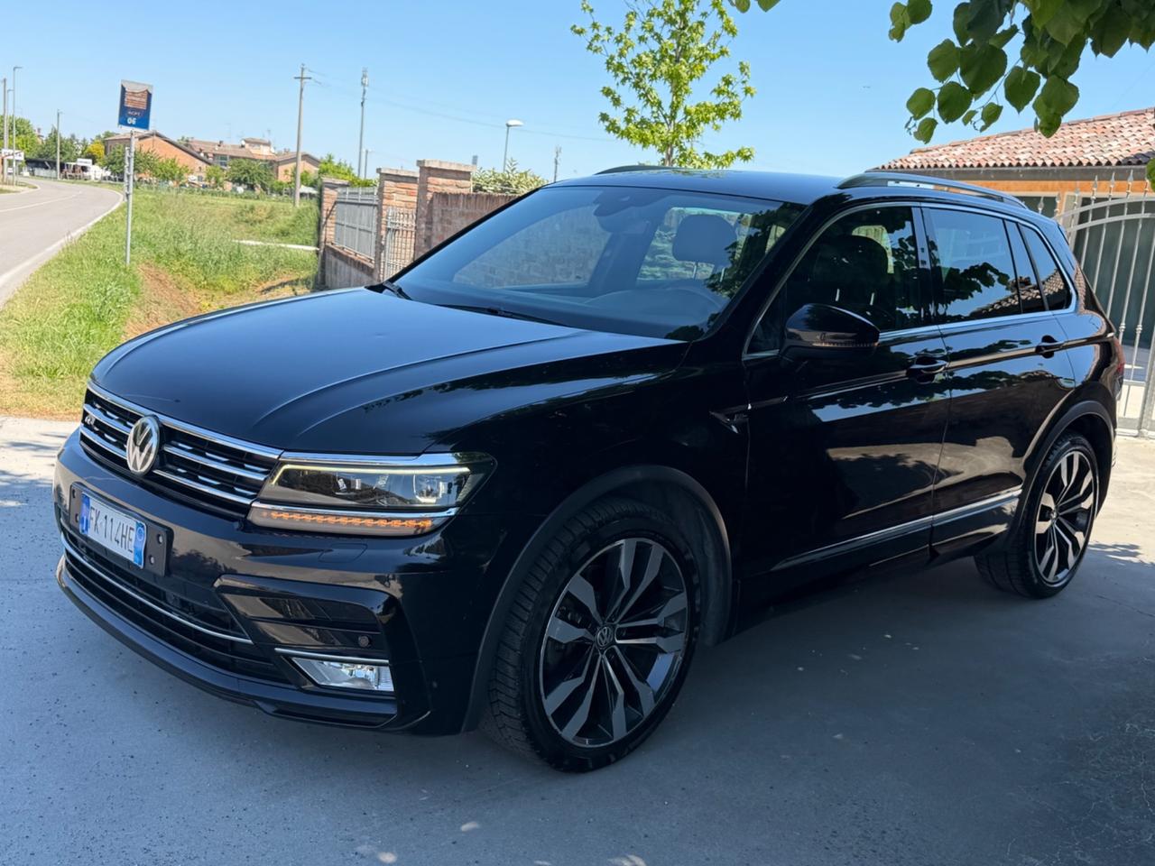 VW Tiguan 2.0 DSG 4MOTION Executive R-Line