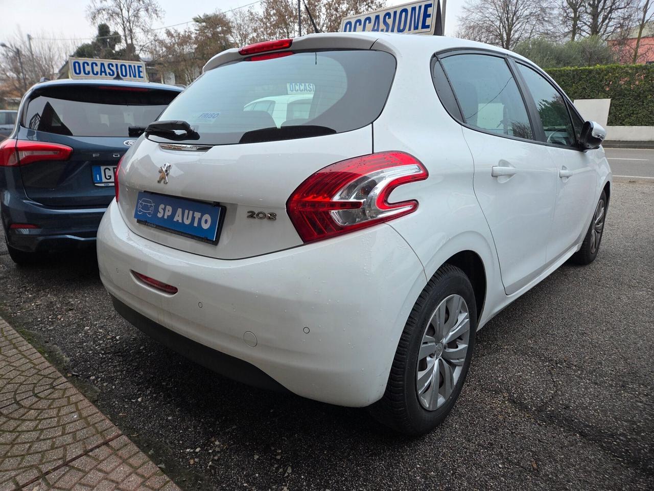 Peugeot 208 Neopatenatati - 2012