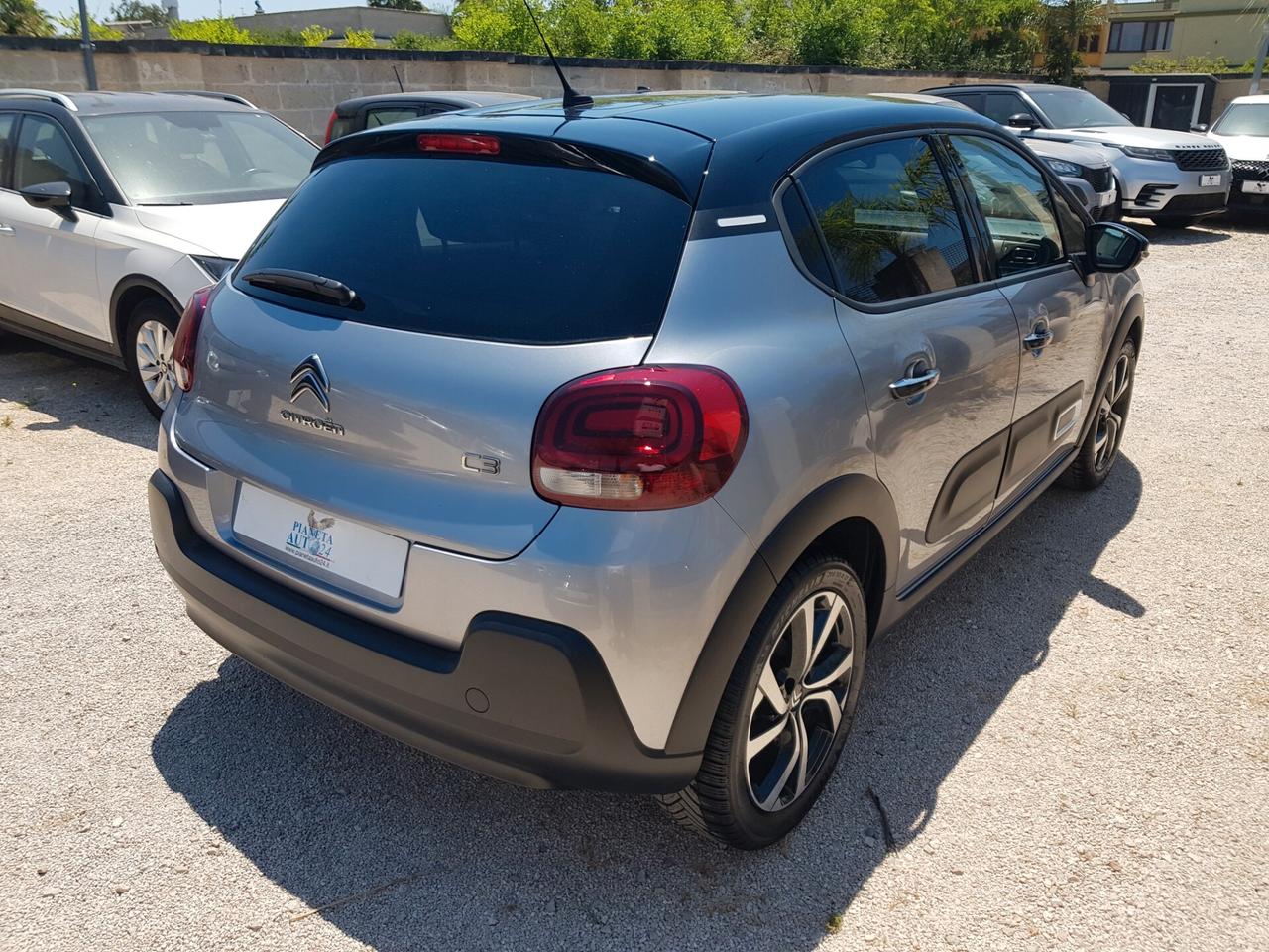Citroen C3 Shine 1.2b 82cv Navy Led Rcam Cer.17'