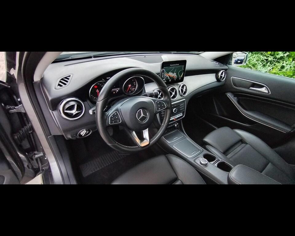 Mercedes GLA 220 220 D Sport 4Matic 7G-DCT