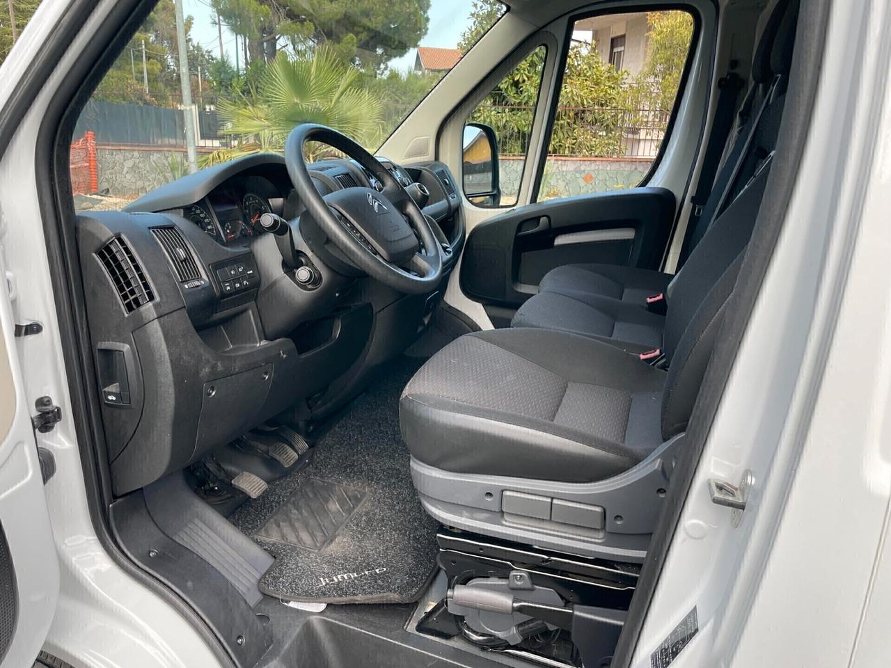 CITROEN JUMPER ALLESTITO LAVAGGIO CANI