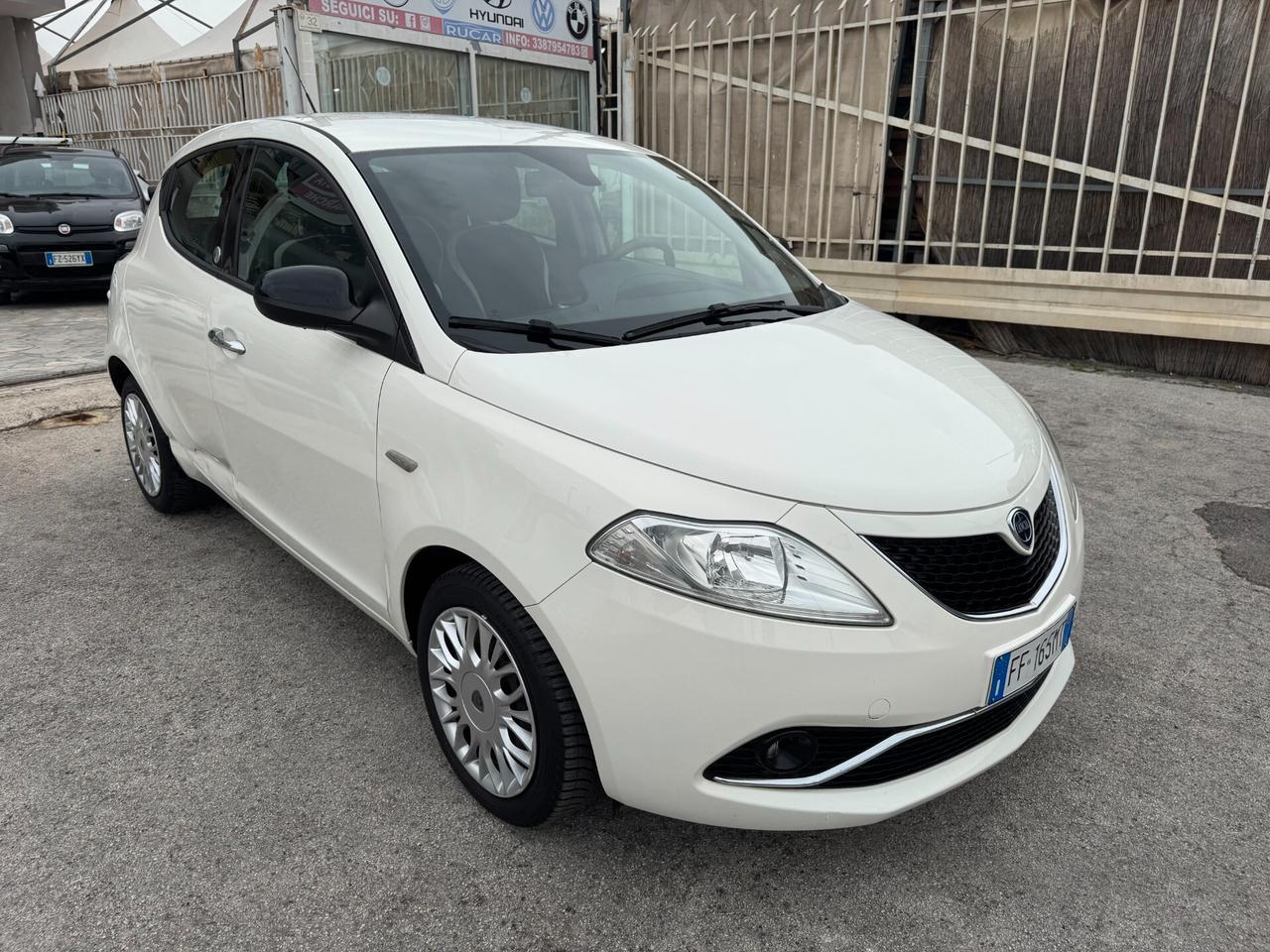 Lancia Ypsilon 1.2 GPL ECOCHIC 12/2016