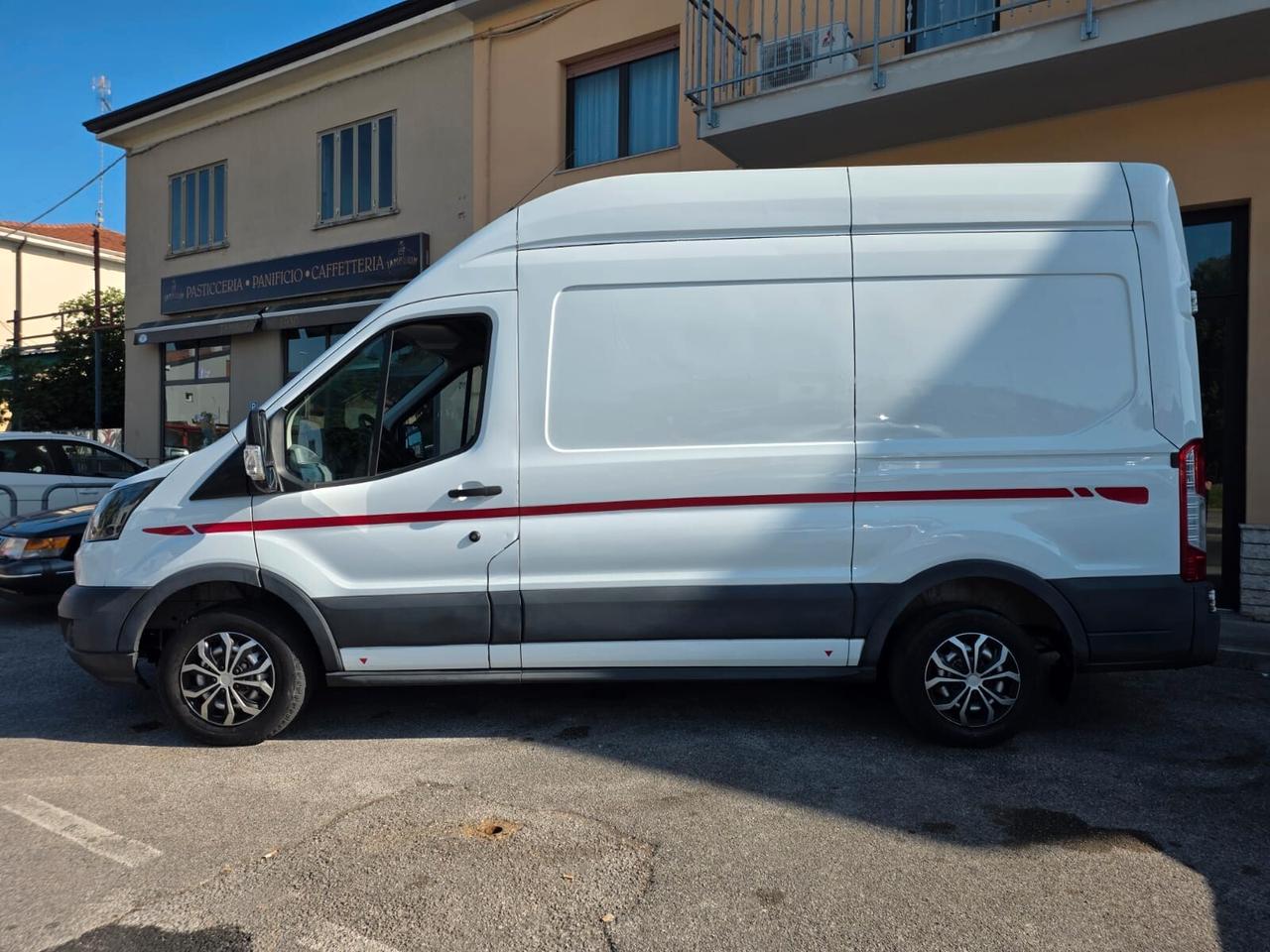 Ford Transit 290 2.0TDCi 130CV Camperizzato G.traino