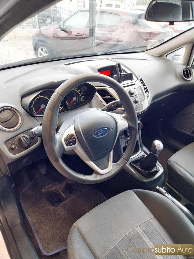 FORD Fiesta + 1.4 TDCi 68CV 3 porte