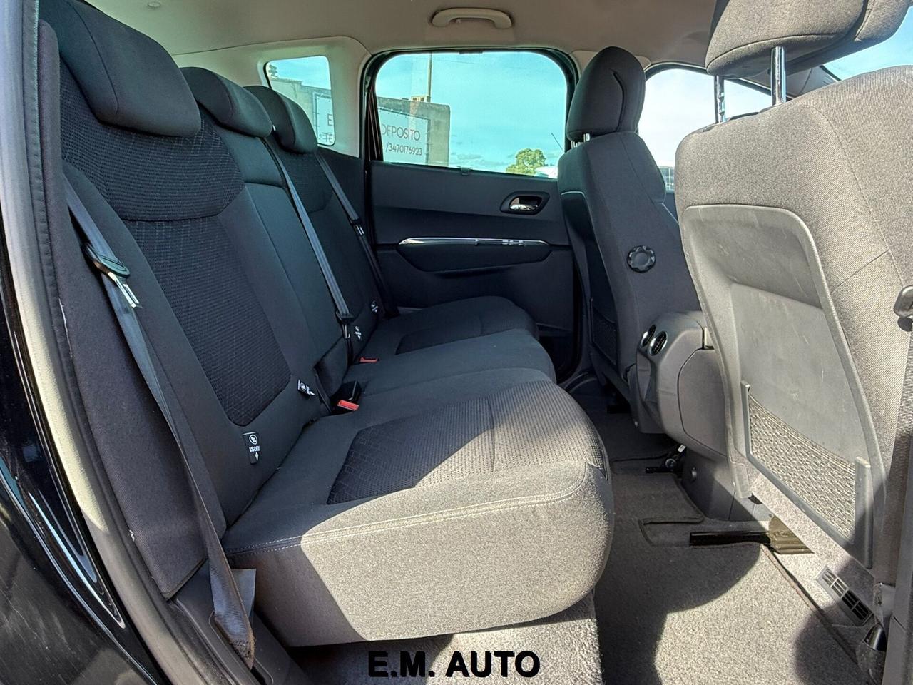 Peugeot 3008 1.6 HDi 115CV Active