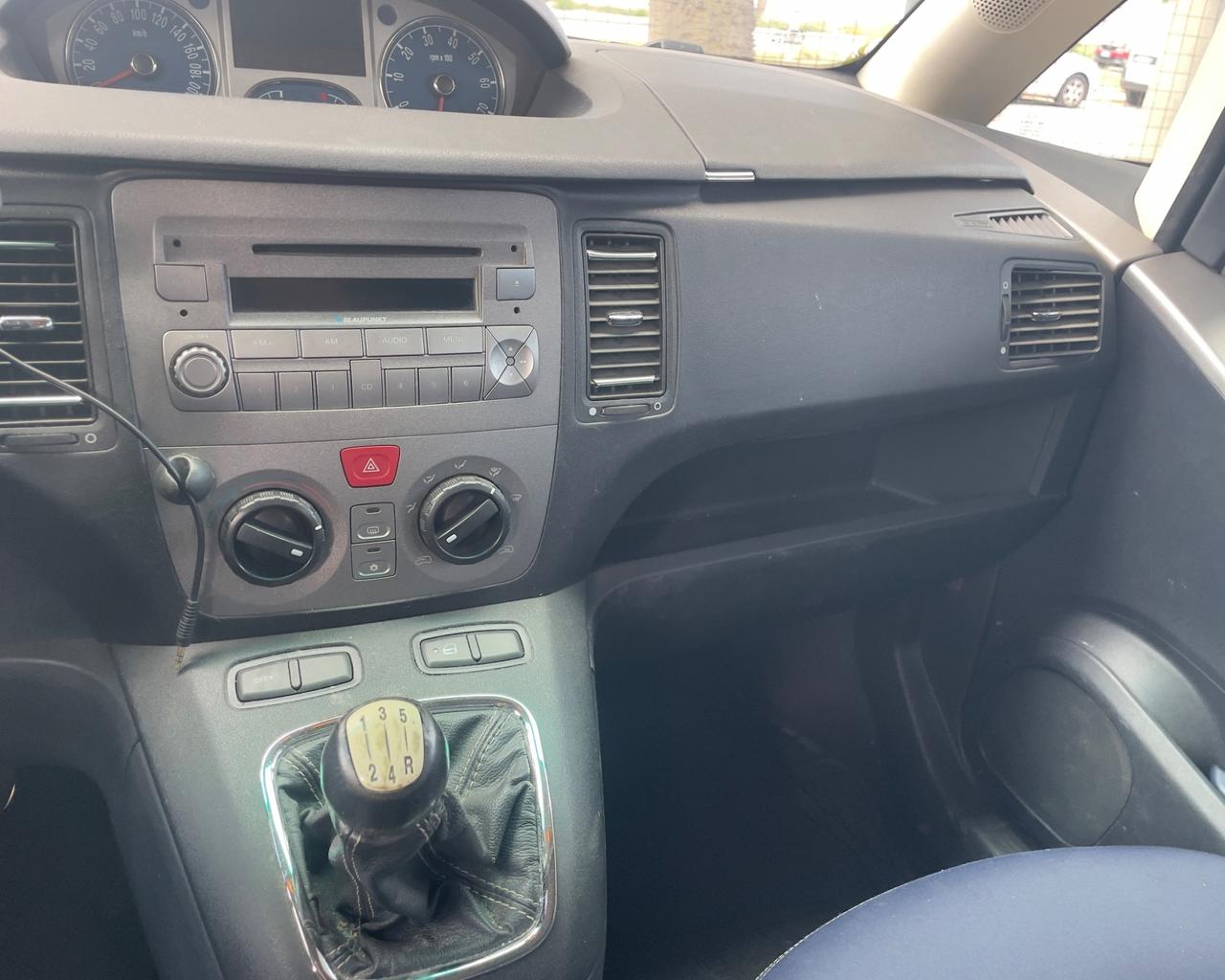 Lancia MUSA 1.3 Multijet 16V 70 CV Oro Plus