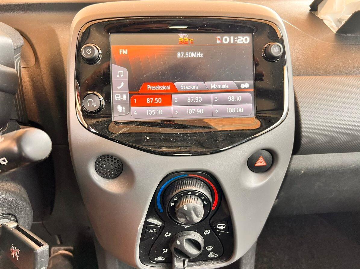 Peugeot 108 VTi 72 ETG 5 porte Allure