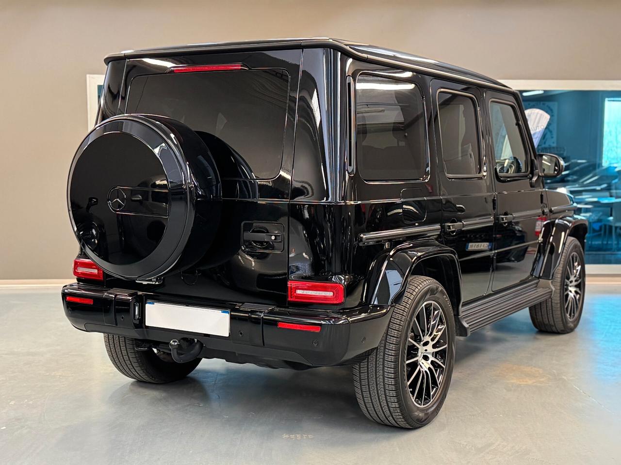 Mercedes-Benz G 350 d AMG Premium Plus 286cv FULL BLACK - GANCIO - PELLE