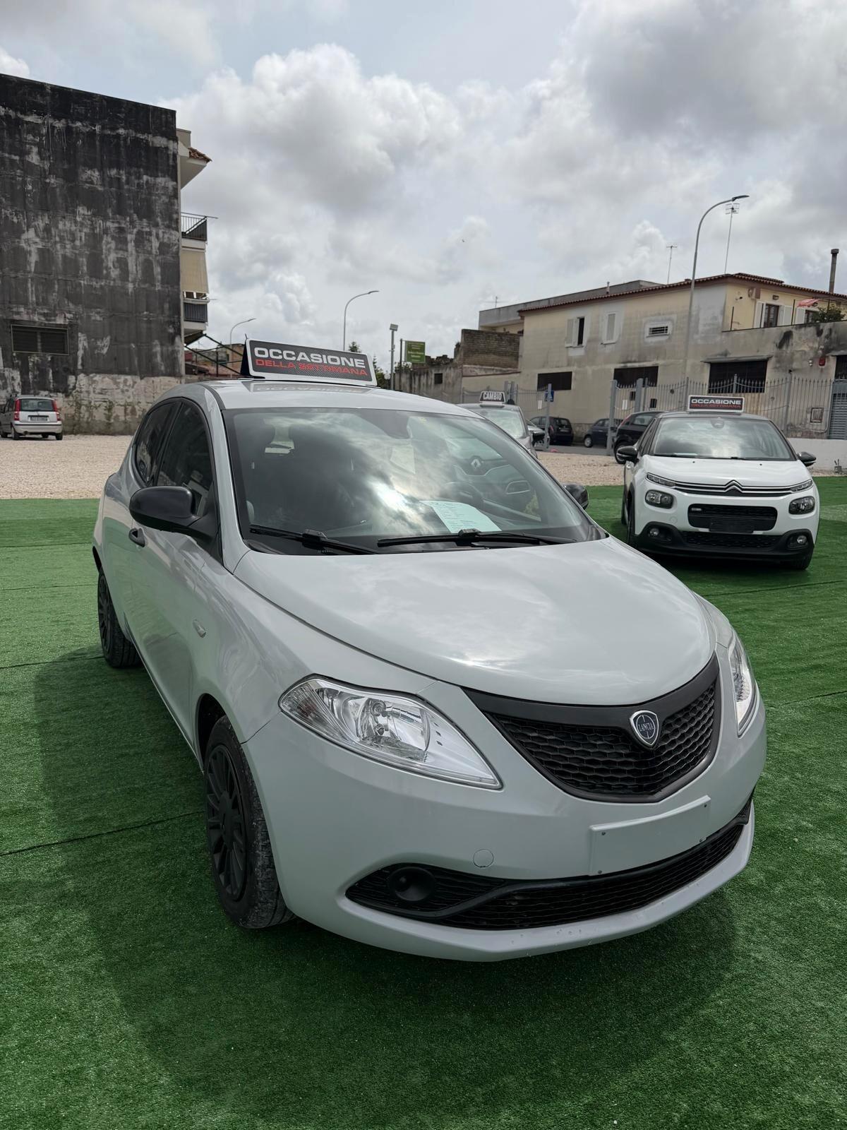 Lancia Ypsilon 1.2 69 CV 5 porte GPL Ecochic Gold