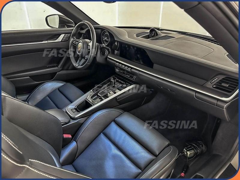 Porsche 911 992 Carrera 3.0 4S Auto. 450cv