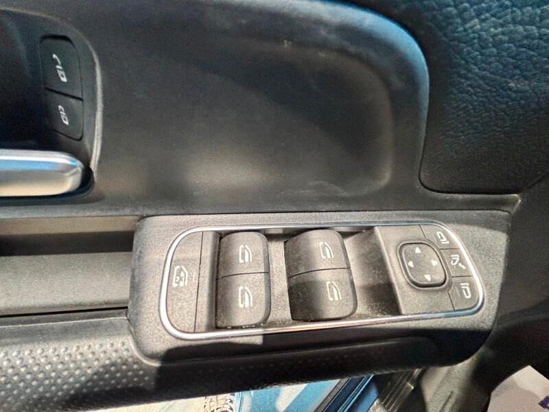 MERCEDES GLA (H247) GLA 250 e EQ-Power...