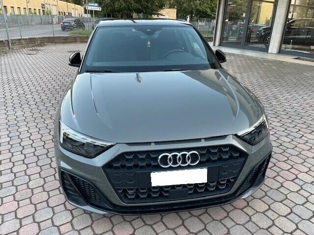 Audi A1 SPB 35 TFSI S tronic 150 cv S/line int+est bi-color