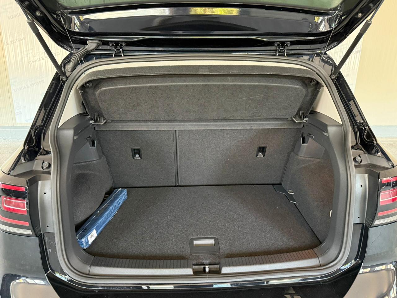 Volkswagen T-Cross 1.0 Benz. 95cv TSI Sport