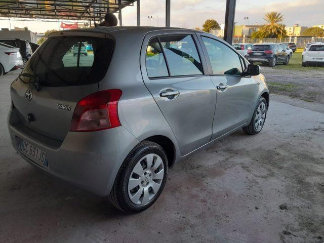 TOYOTA Yaris 1.0 5 porte Sol GPL