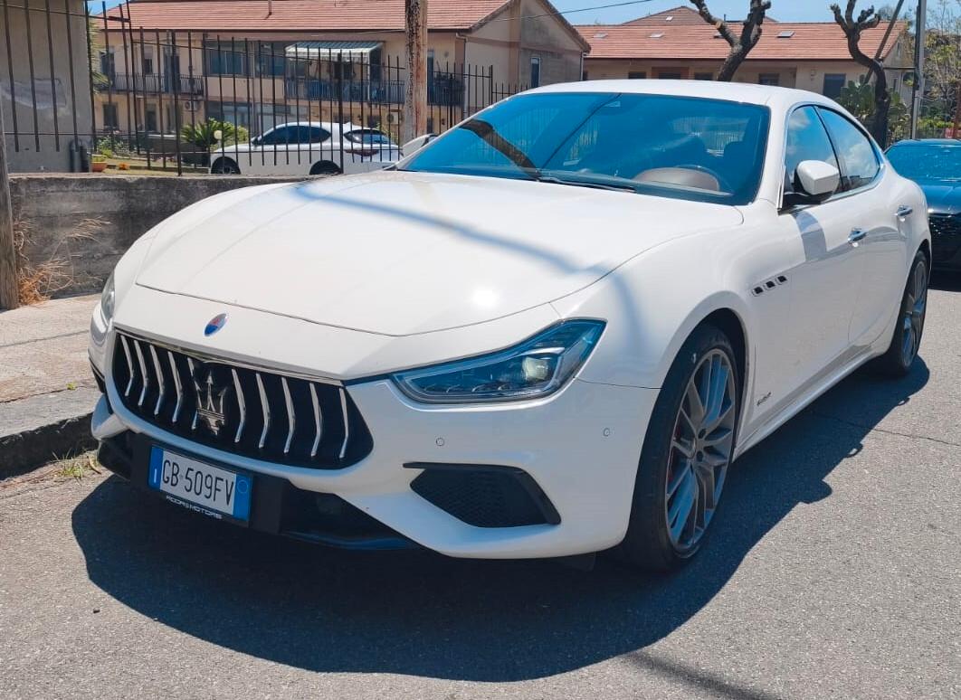 Maserati Ghibli V6 Diesel Granlusso