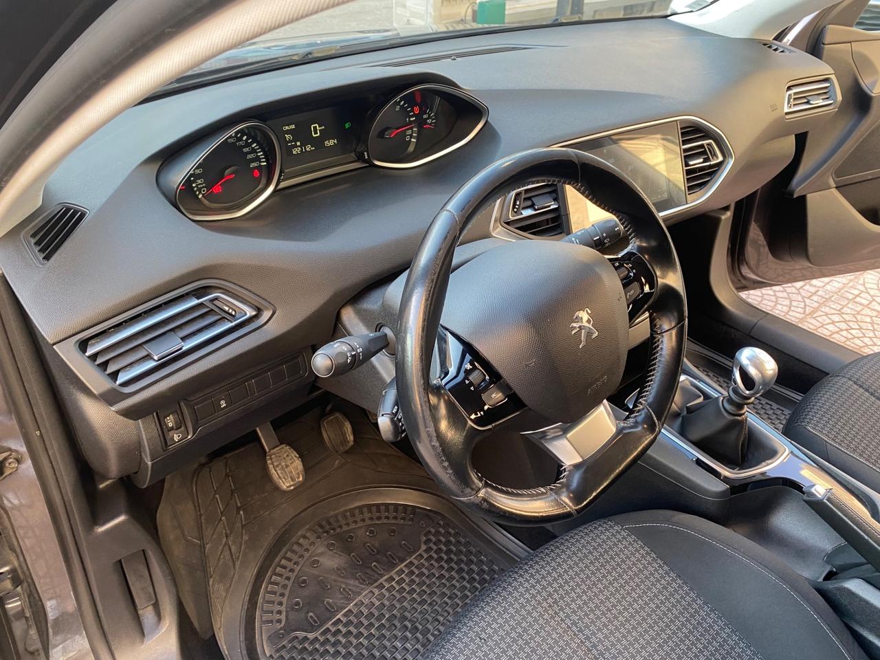Peugeot 308 BlueHDi 130 S&S SW Active