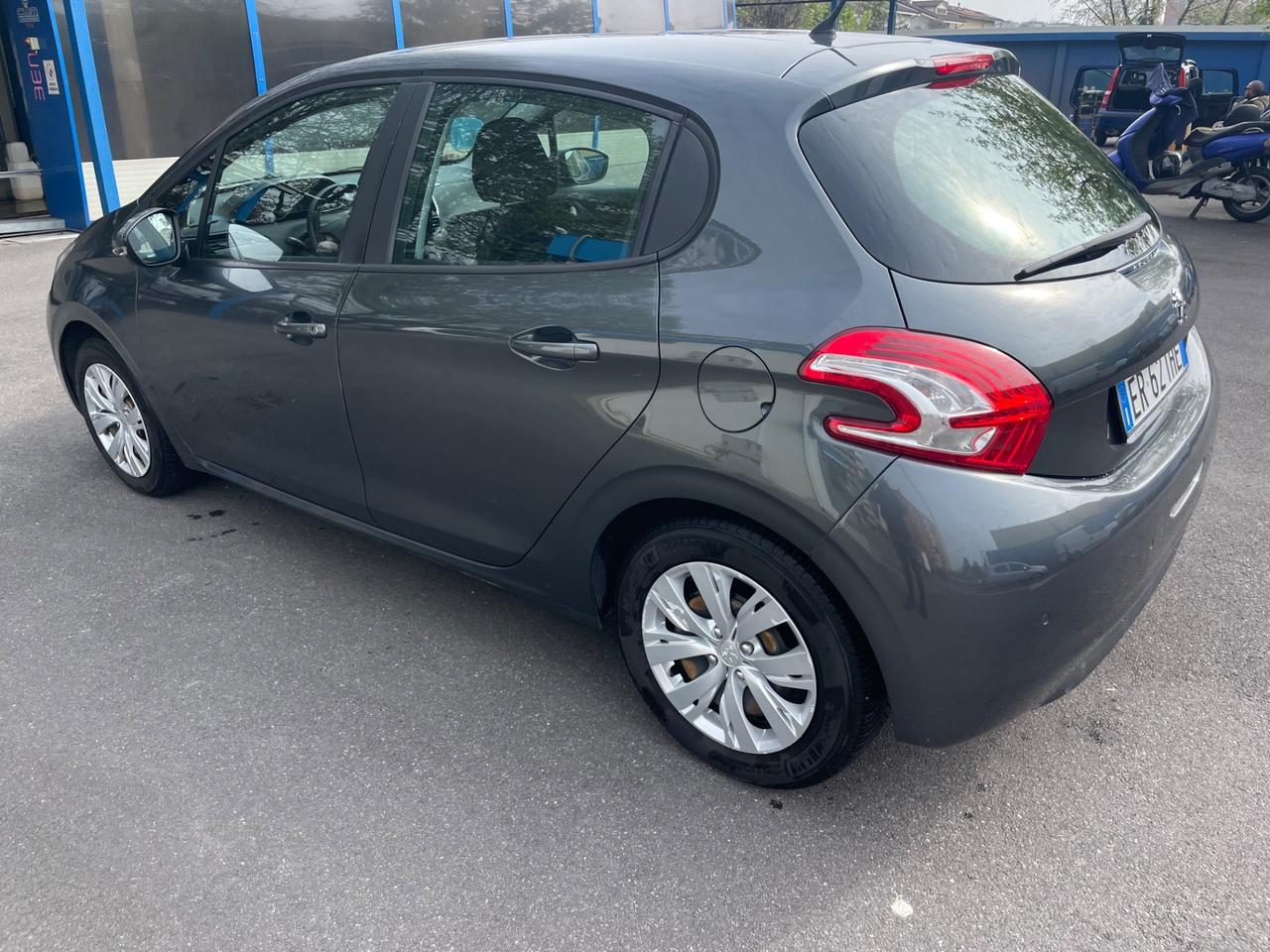 Peugeot 208 1.2 VTi 82 CV 5 porte Active
