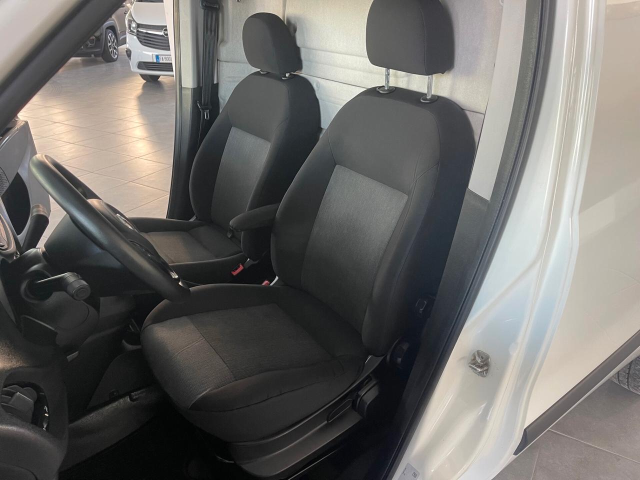 Fiat Doblò 1.4 T-Jet 16V Natural Power Tetto Alto