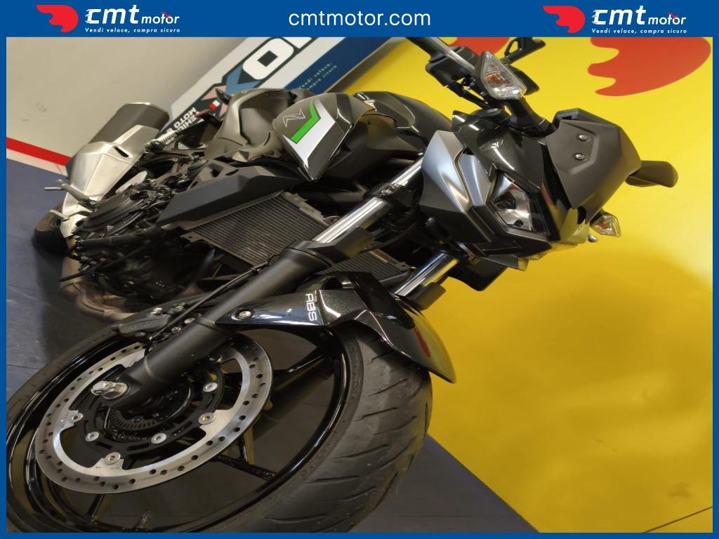 Kawasaki Z 500 - 2024