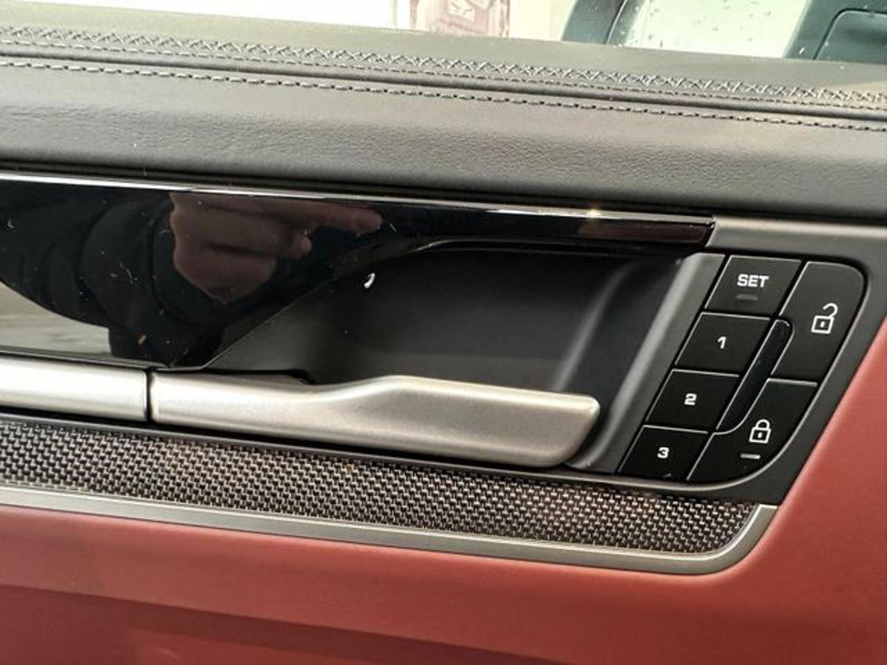 PORSCHE Cayenne Coupé 4.0 GTS*Facelift-Pelle-Leasing-LED*