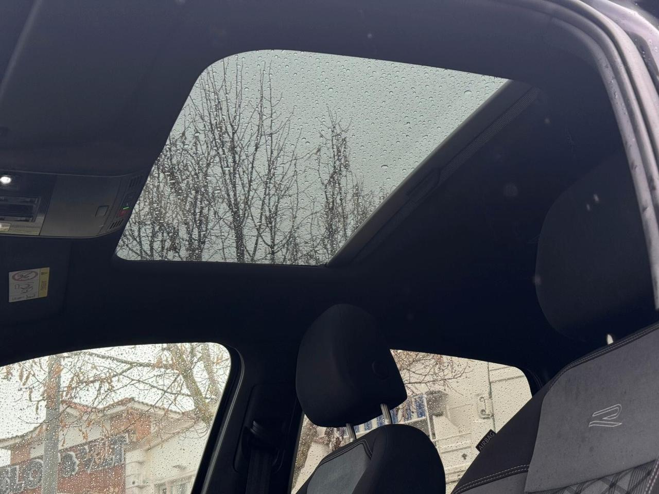 Volkswagen Taigo 1.0 TSI 110 CV R-Line