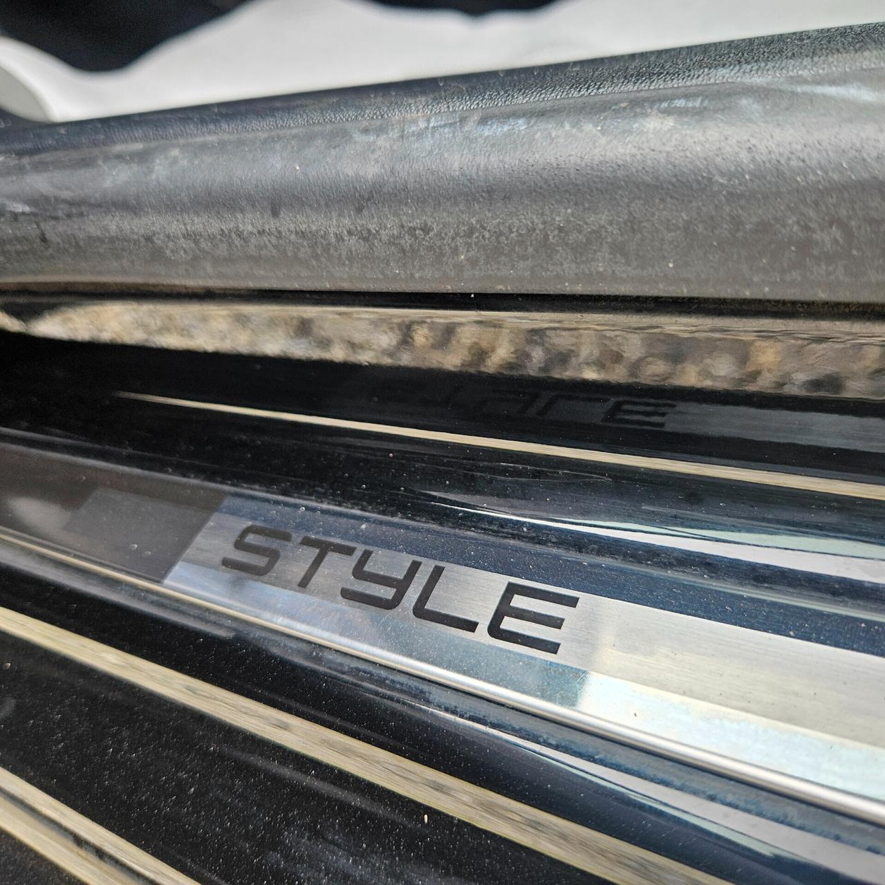 Peugeot 208 NEOPATENTATI PREZZO FINALE REALE