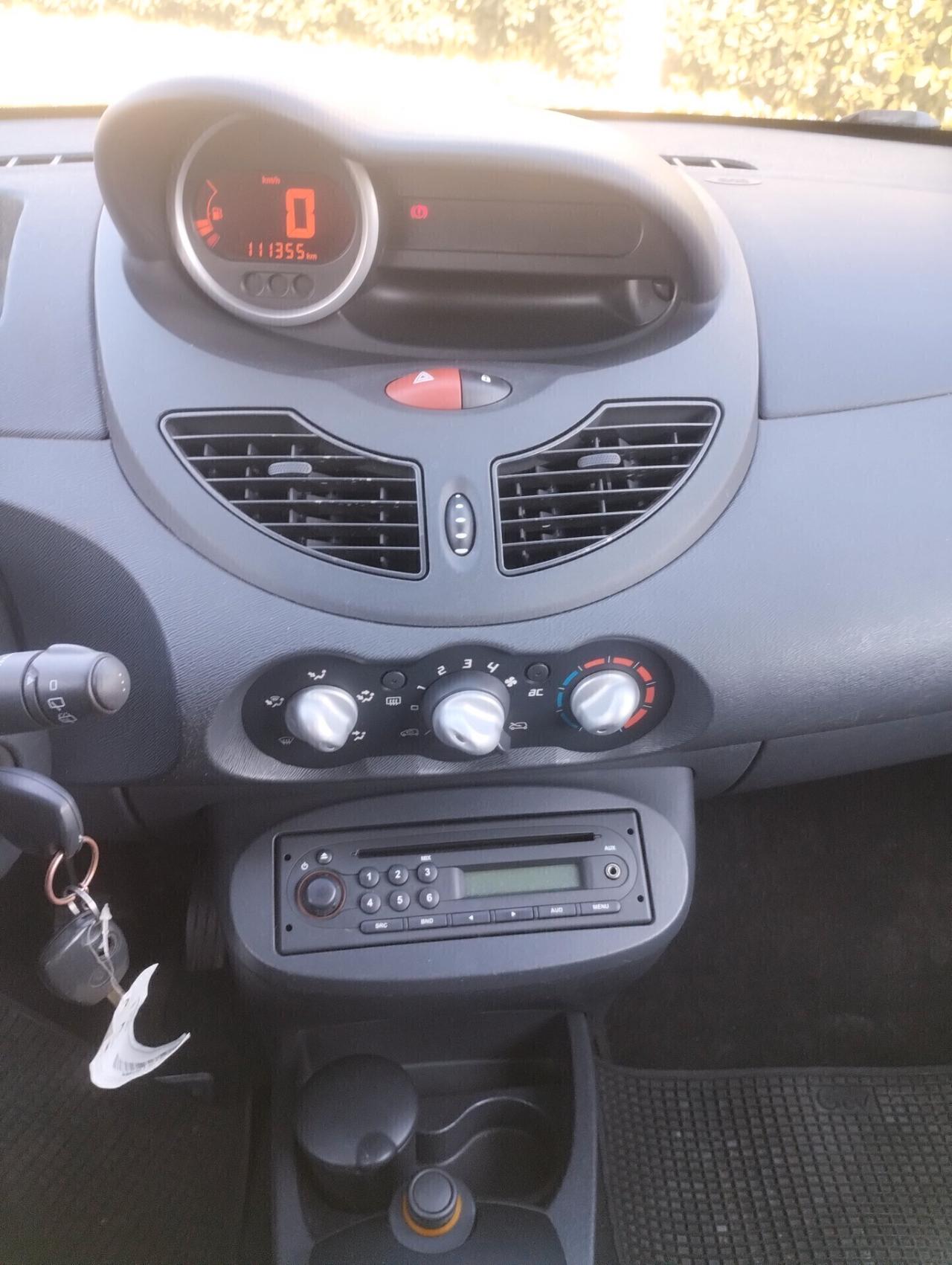 Renault Twingo 1.2 Le Iene NEOPATENTATI