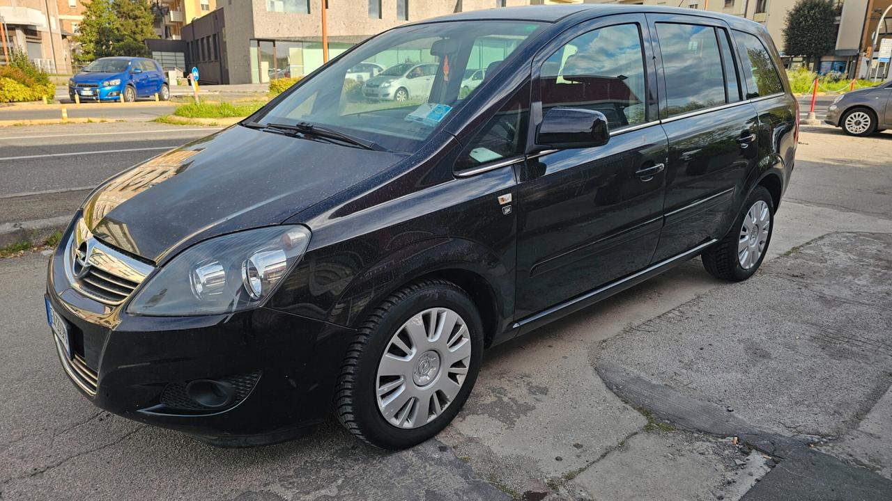 Opel Zafira 1.6 16V ecoM 150CV Turbo Cosmo (110 kw)