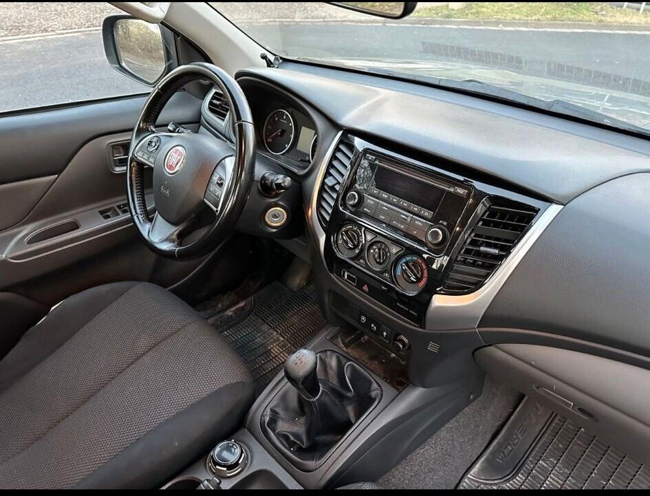 Mitsubishi L200 2.4 DI-D/154CV Club Cab Invite Plus