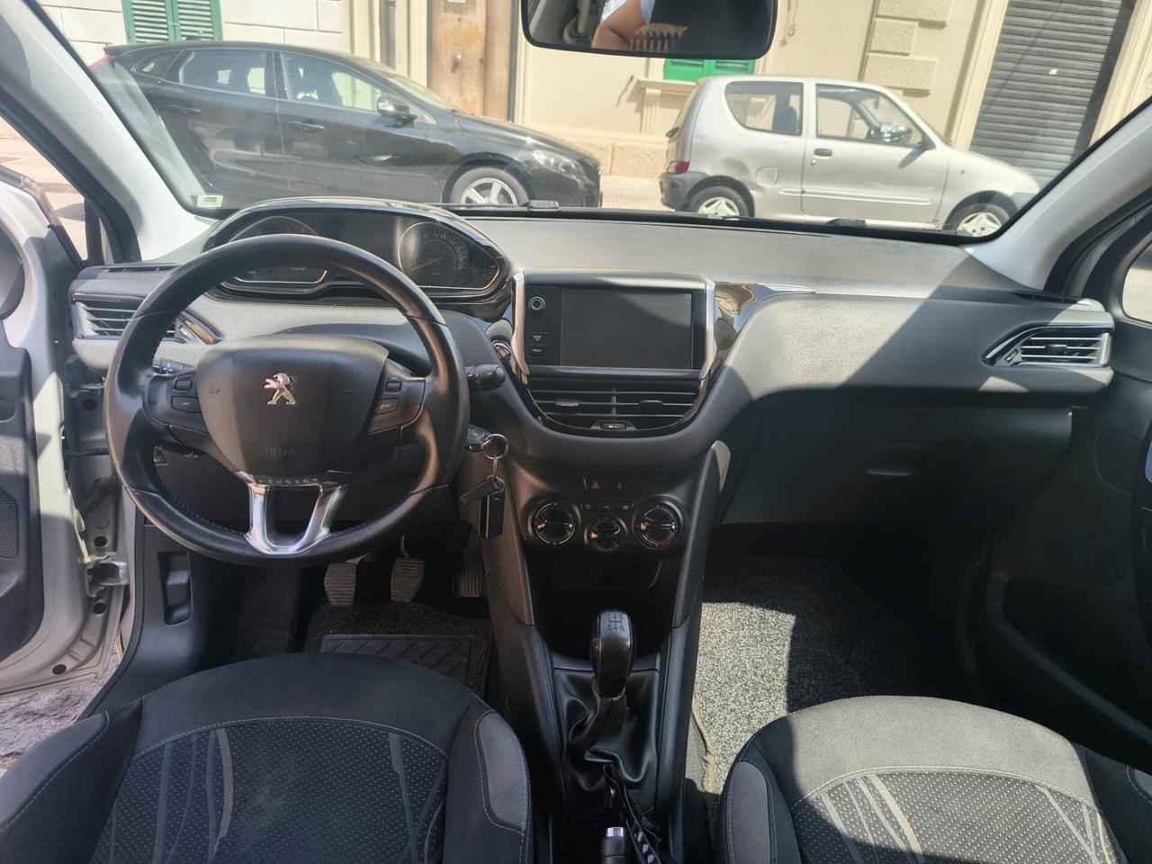 Peugeot 208 1.4 VTi 95 CV 5p. GPL Access
