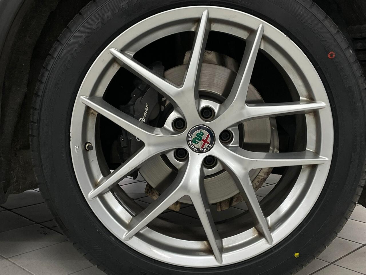 Alfa Romeo Stelvio 2.2 TD 190 CV EXECUTIVE CERCHI 20 PELLE TOTALE GOMME NUOVE RETROCAMERA PADDLE