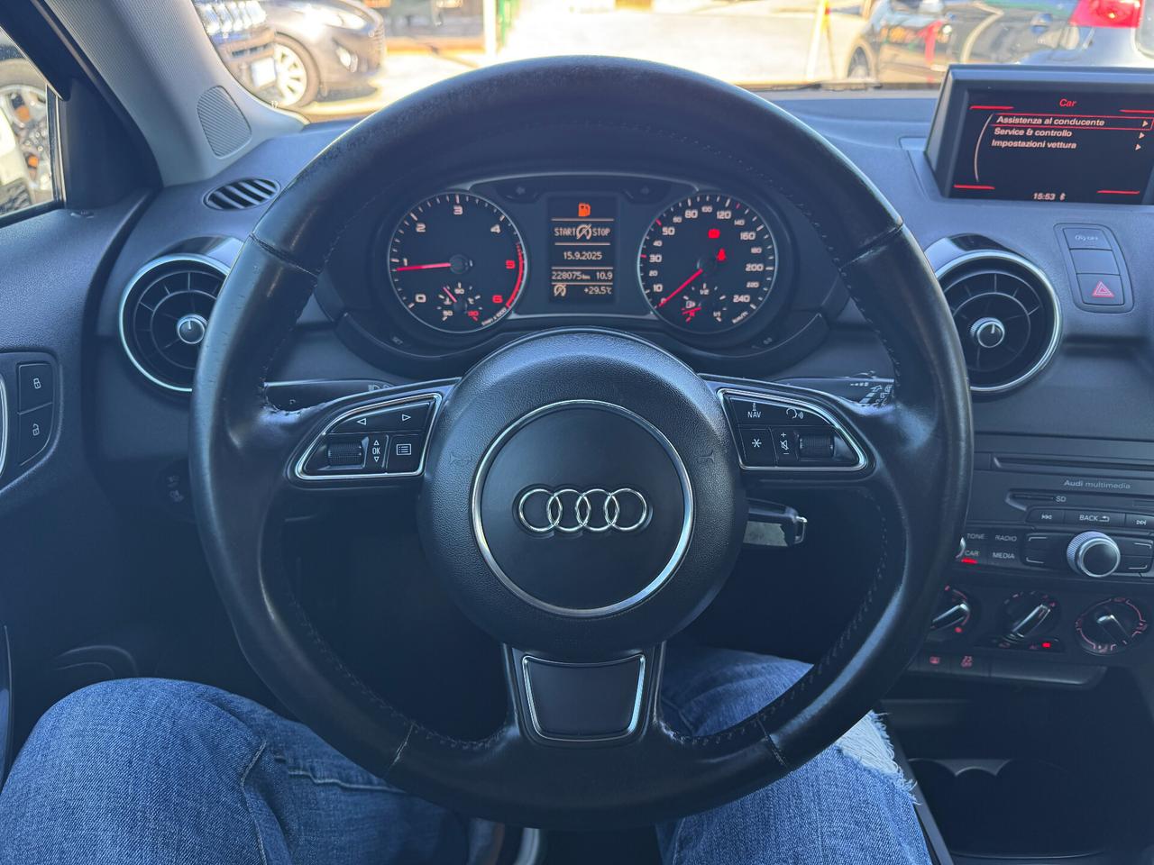 AUDI A1 1.6TDI AMBITION/MMI