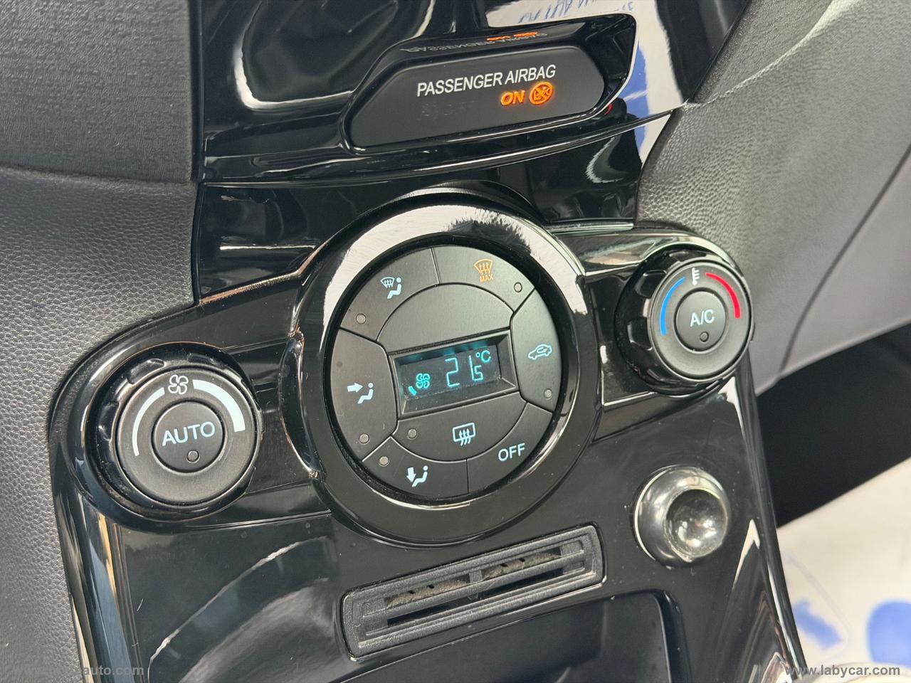 FORD Fiesta 1.5 TDCi 75 CV 5p. Business