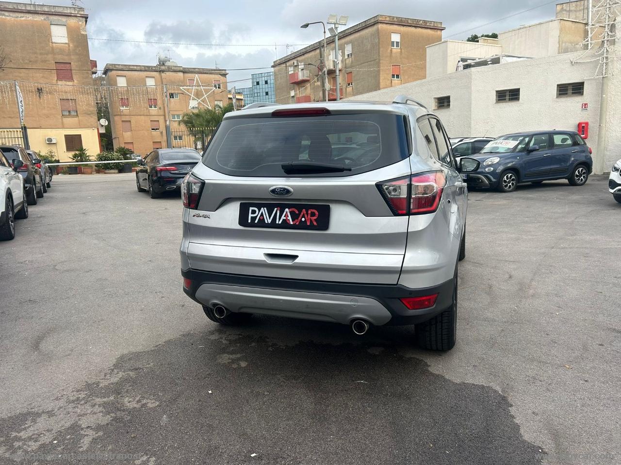 FORD Kuga 2.0 TDCI 120 CV S&S 2WD Pow. Bus.