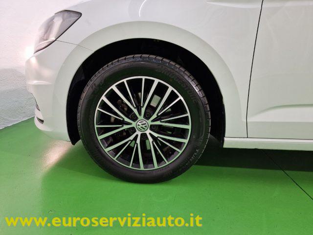 VOLKSWAGEN Touran 1.6 TDI 115 CV SCR DSG Comfortline BlueMotion Tech