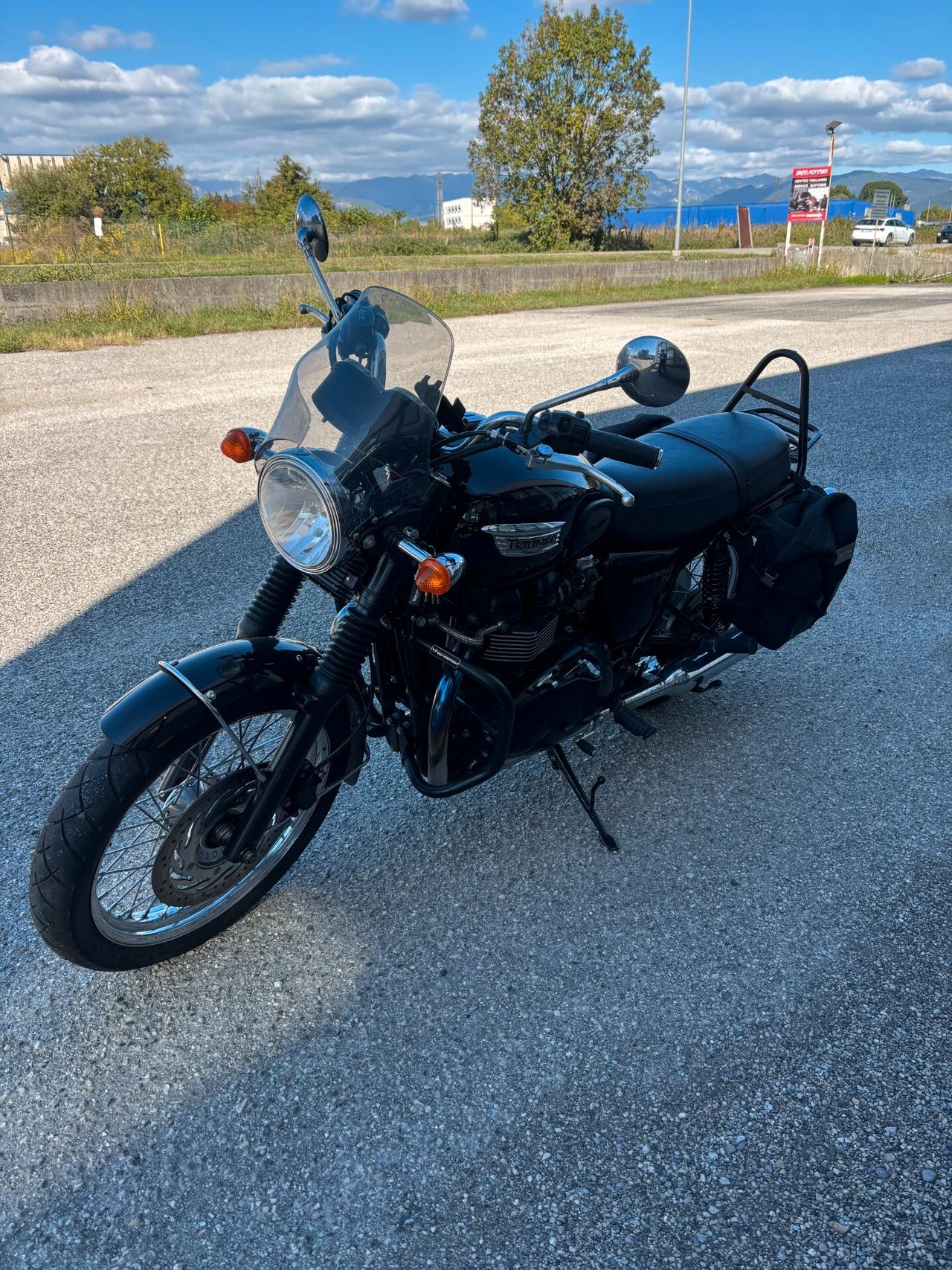 Triumph Bonneville T100