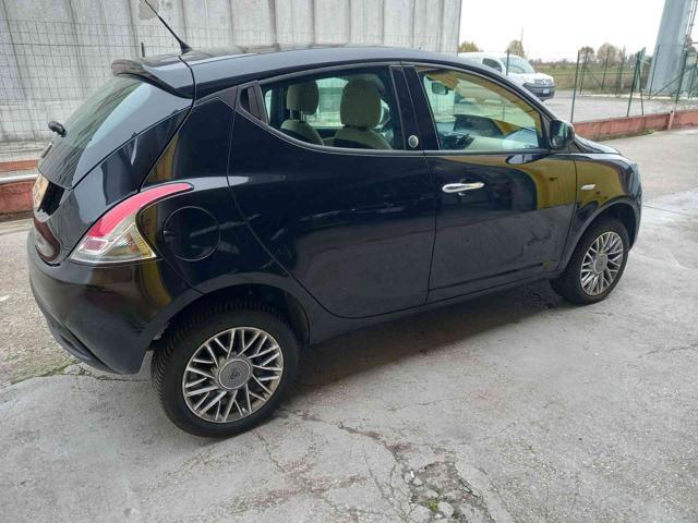 LANCIA Ypsilon 0.9 85 CV 5 porte Metano Ecochic Gold NEOPATENTAT