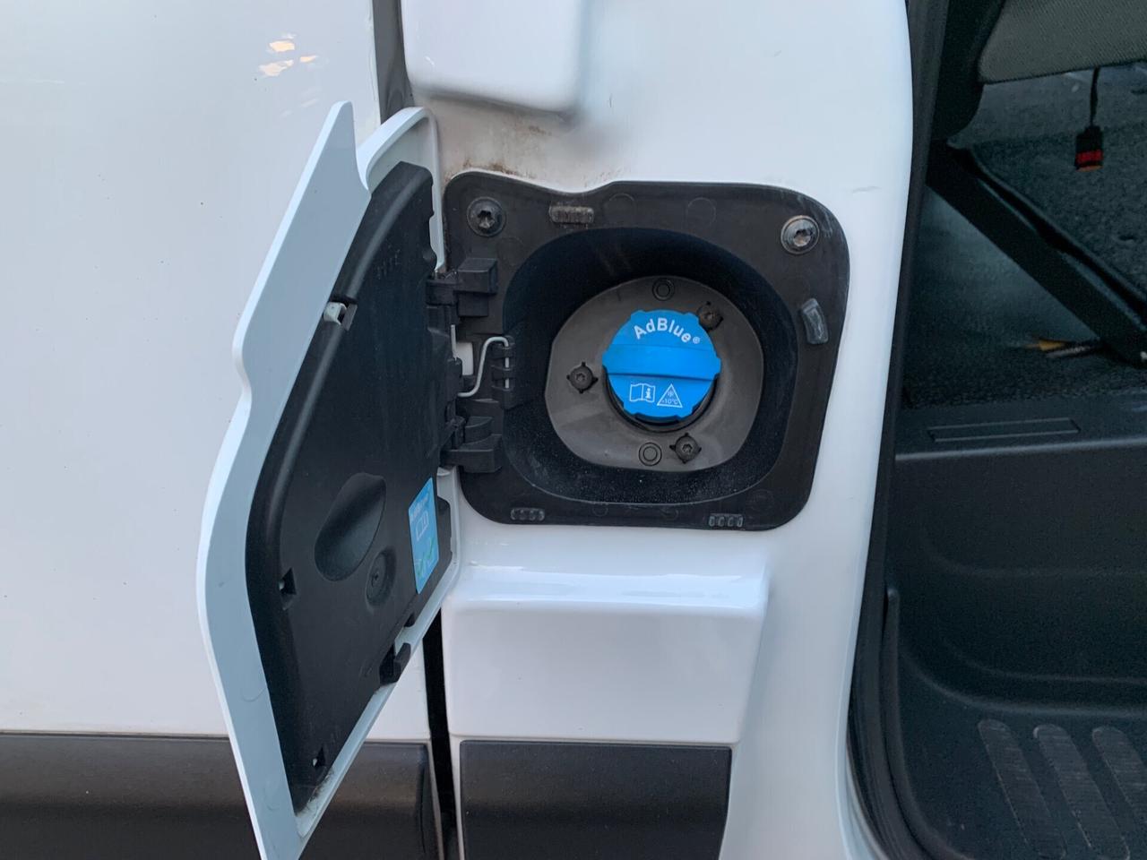 RENAULT MASTER 2.3 DCI H2L2