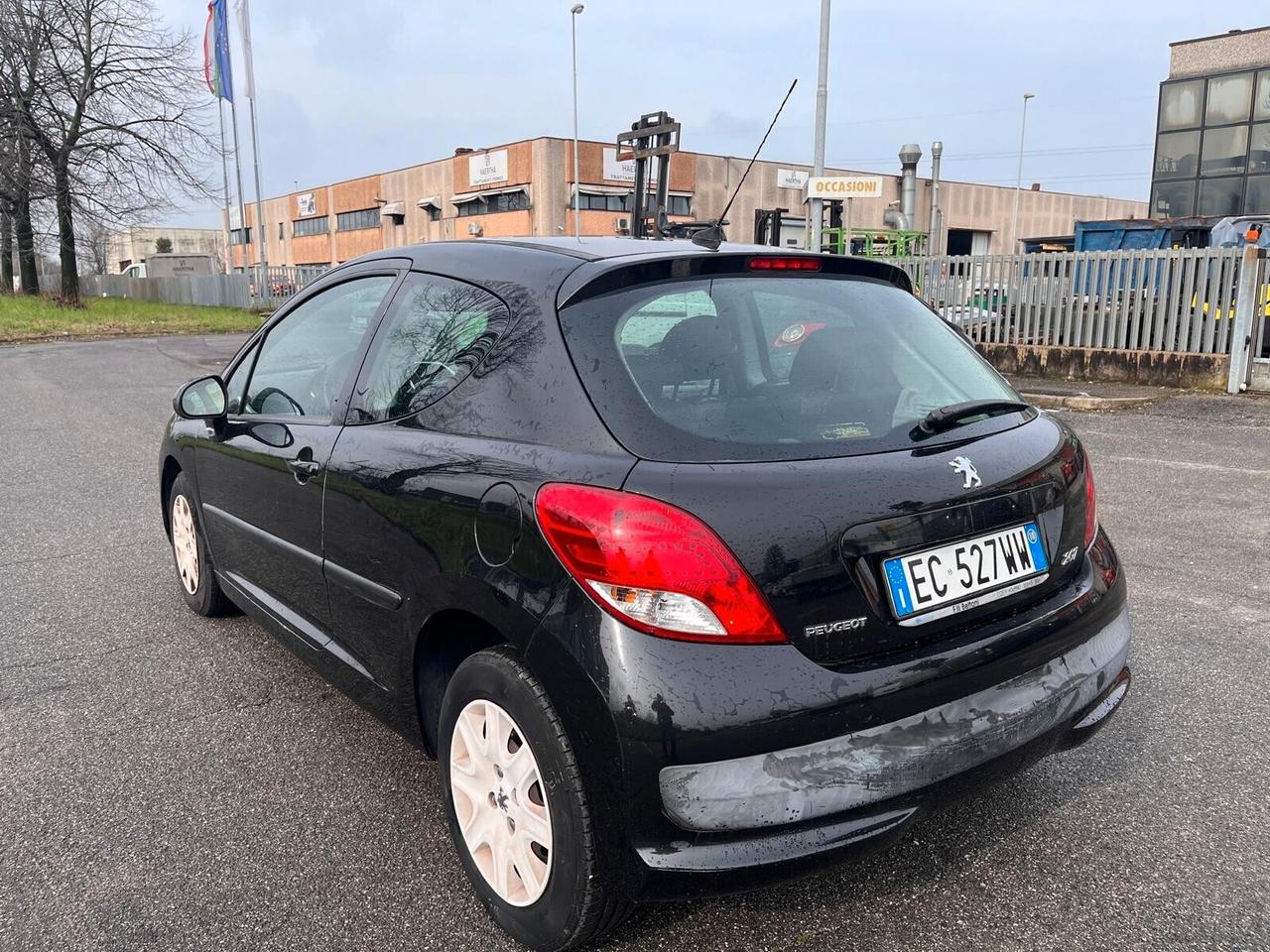 Peugeot 207 1.4 8V 75CV 3p.