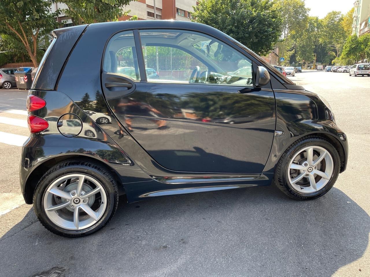 Smart ForTwo 0.8 Cdi 55cv SERVOSTERZO Garanzia 12m